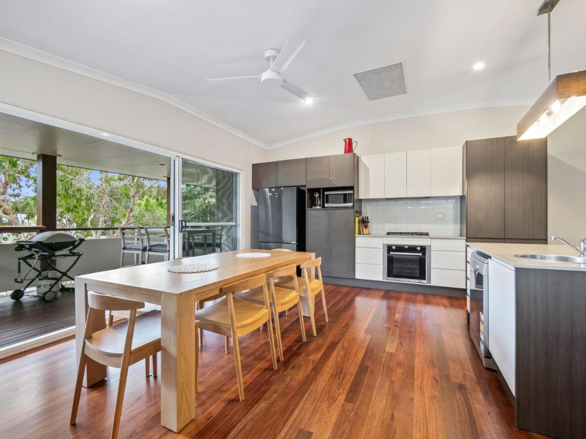Banksia House * Point Lookout